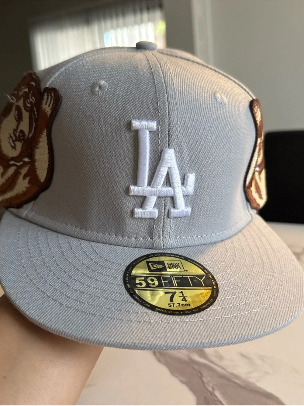 New Era Kids LA Embroidered Snapback Hat in Light Gray